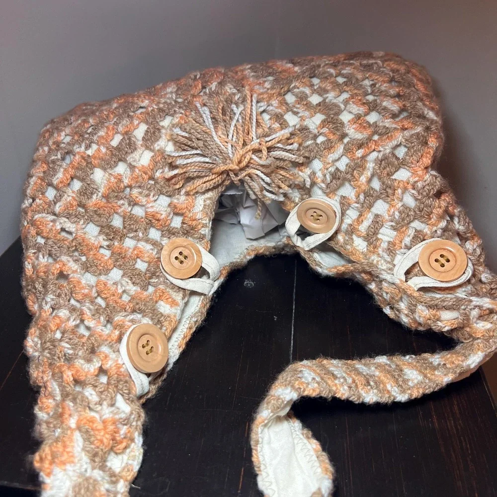 Handmade Crochet Hobo Bag Lined Boho Shoulder Purse Peach Tan Cream Wood Buttons